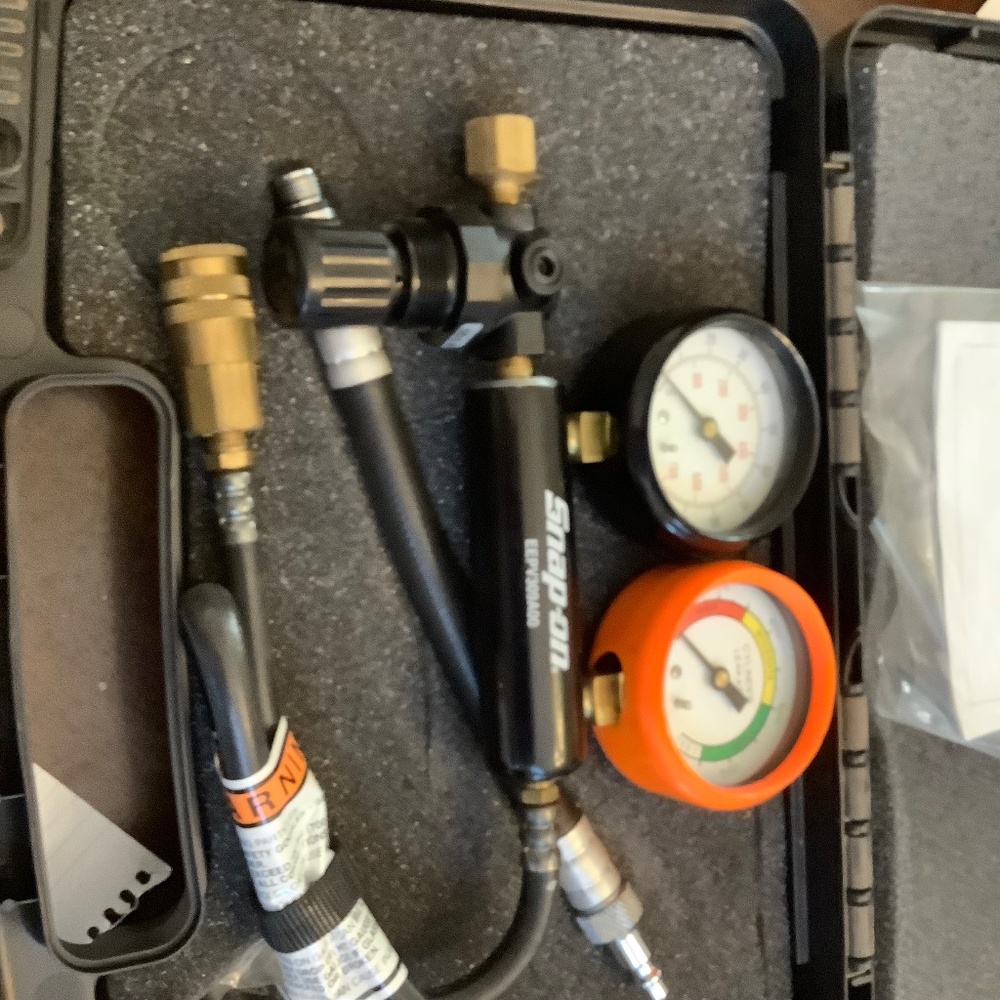 Snap on tools cylinder leak tester